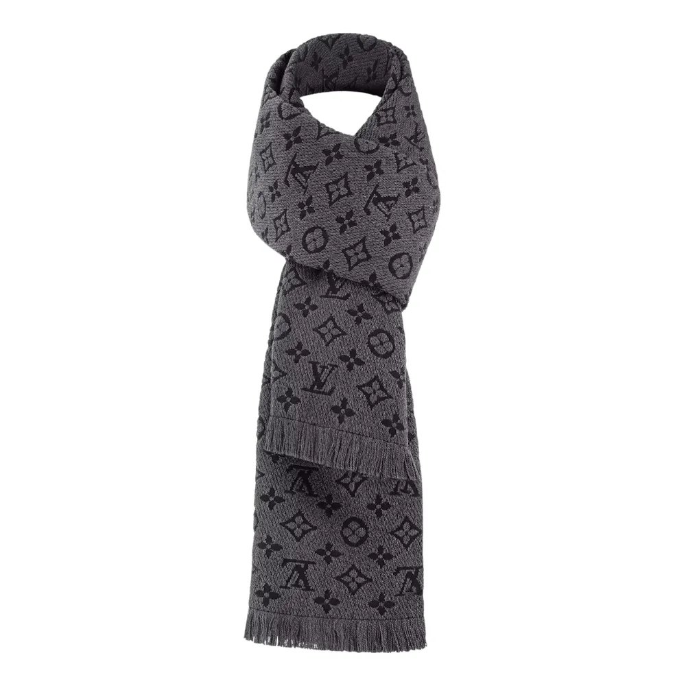 Classic Wool Scarf